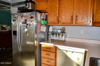 Photo #5: 6417120 Listing