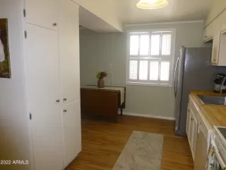 Photo #4: 6417169 Listing