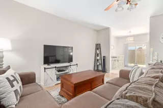 Photo #2: 6417283 Listing 