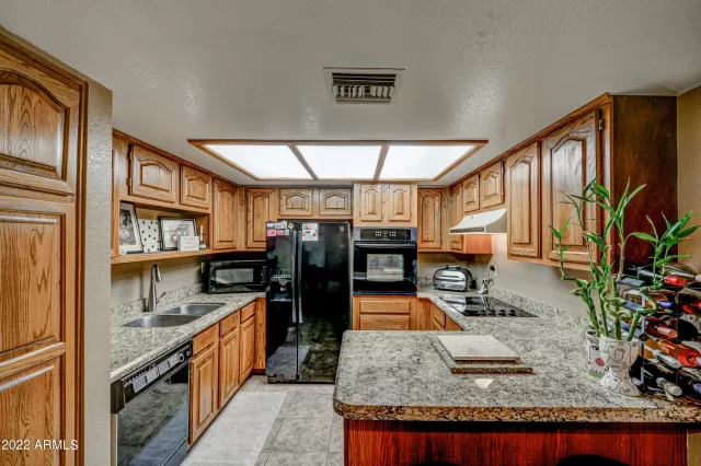 MLS: 6417379 Condo For Sale