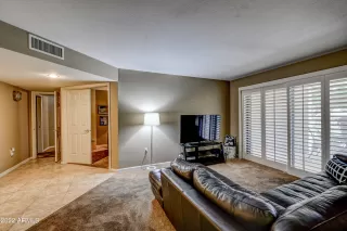 Photo #2: 6417379 Listing 