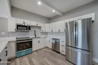 Photo #2: 6417485 Listing 