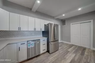 Photo #3: 6417485 Listing 