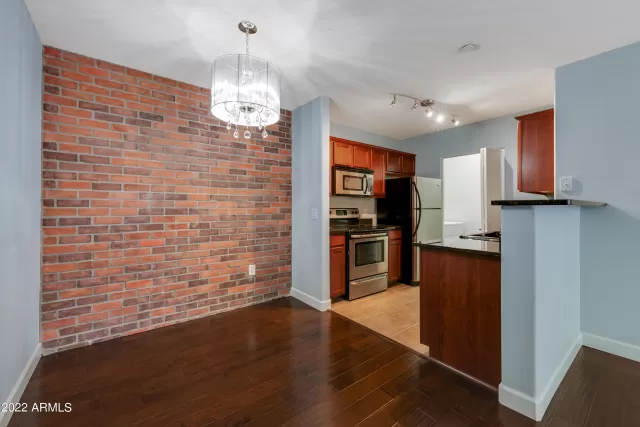 MLS: 6417489 Condo For Sale