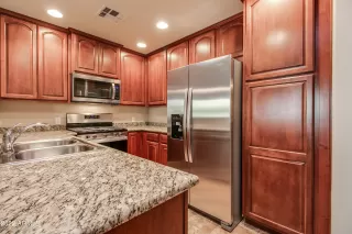 Photo #6: 6417585 Listing 