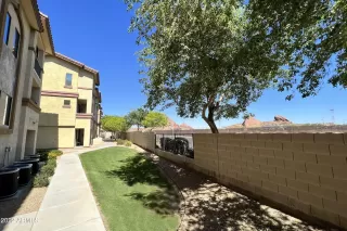 Photo #5: 6417588 Listing