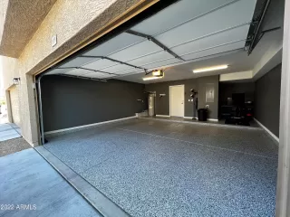 Photo #6: 6417588 Listing