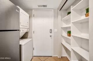 Photo #4: 6417682 Listing