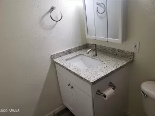 Photo #6: 6417726 Listing