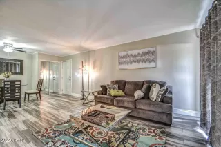 Photo #2: 6417753 Listing 