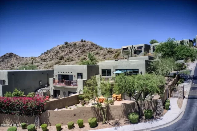 MLS: 6417799 Condo For Sale