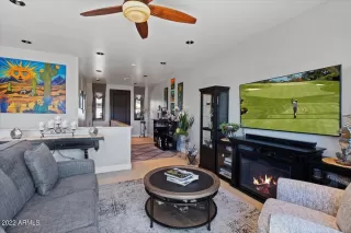 Photo #3: 6417799 Listing