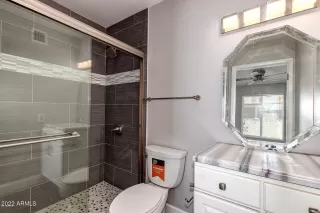 Photo #4: 6417893 Listing