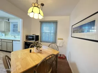 Photo #6: 6417970 Listing