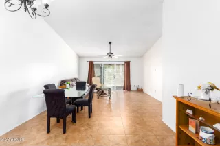 Photo #5: 6417992 Listing 