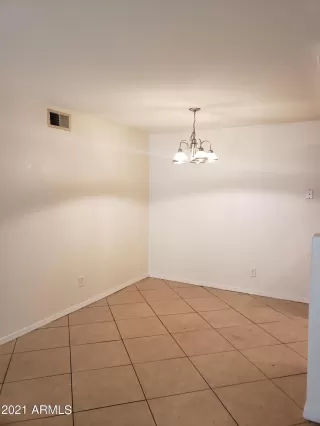 Photo #3: 6417998 Listing 