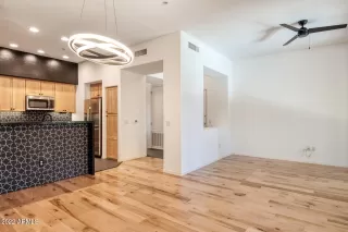 Photo #1: 6418086 Listing