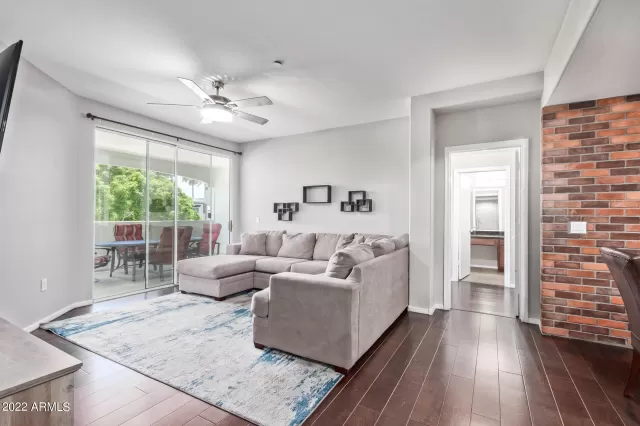 MLS: 6418139 Condo For Sale