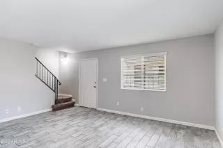 Photo #5: 6418244 Listing 