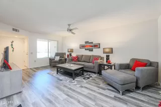 Photo #3: 6418661 Listing