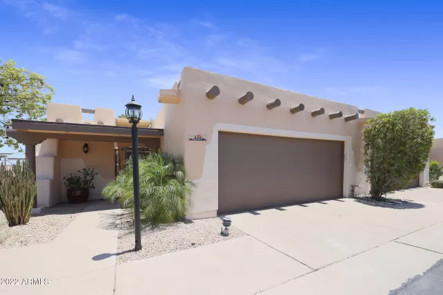 MLS: 6418669 Condo For Sale