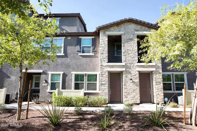 MLS: 6418819 Condo For Sale