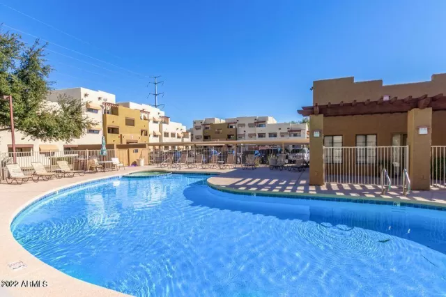 MLS: 6418871 Condo For Sale