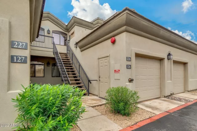 MLS: 6418874 Condo For Sale