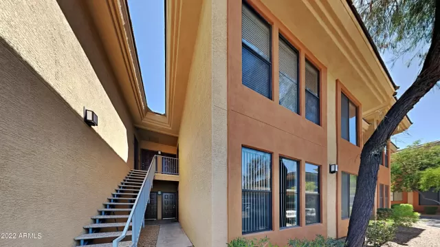 MLS: 6418918 Condo For Sale