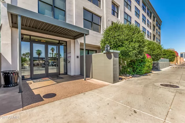 MLS: 6418939 Condo For Sale