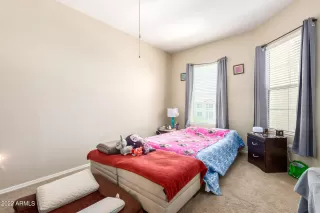 Photo #5: 6418961 Listing