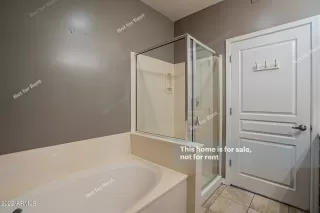 Photo #5: 6419001 Listing