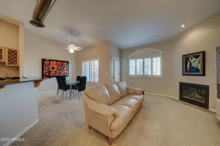 Photo #4: 6419013 Listing 