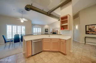 Photo #6: 6419013 Listing 