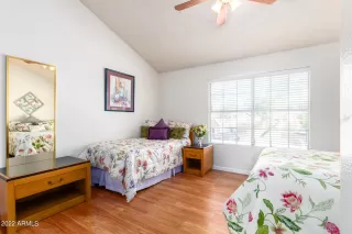 Photo #6: 6419115 Listing 