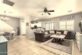 Photo #3: 6419157 Listing 