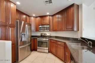 Photo #2: 6419296 Listing 