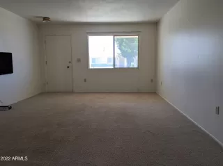 Photo #2: 6419362 Listing 