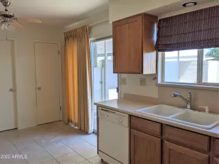 Photo #5: 6419362 Listing 