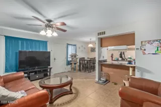 Photo #5: 6419557 Listing 