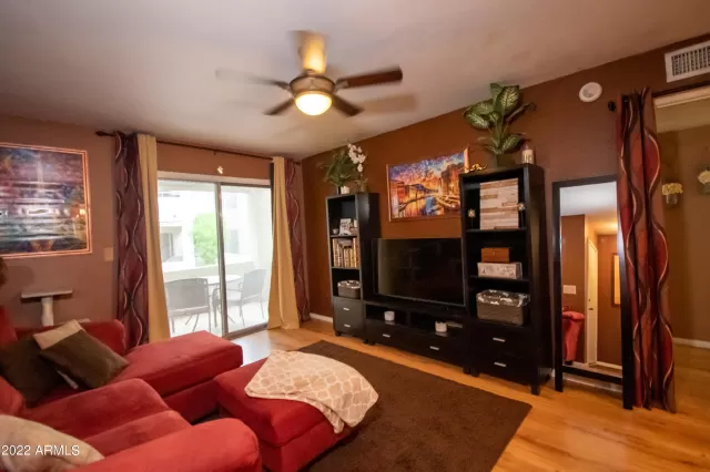 MLS: 6419669 Condo For Sale