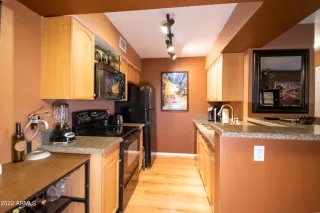 Photo #3: 6419669 Listing 