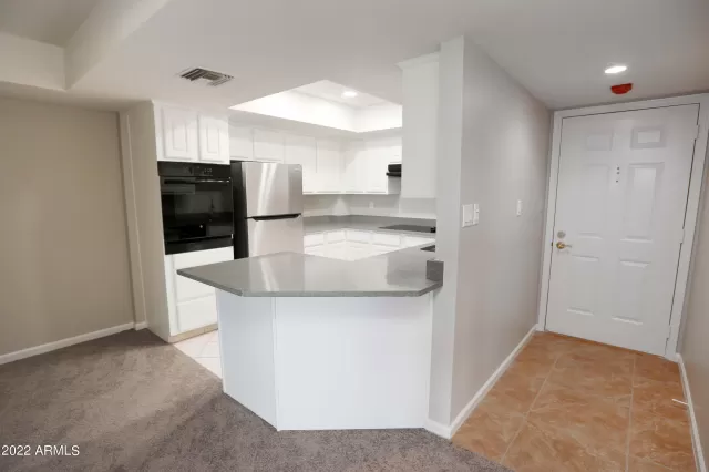 MLS: 6419678 Condo For Sale