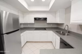 Photo #2: 6419678 Listing