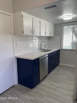 Photo #2: 6419684 Listing 