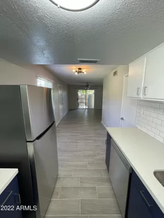 Photo #6: 6419684 Listing 