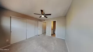 Photo #5: 6419706 Listing