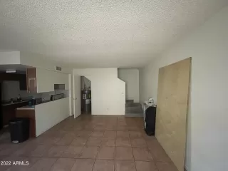 Photo #2: 6419713 Listing