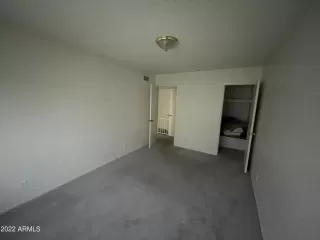 Photo #6: 6419713 Listing