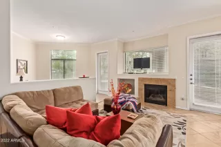 Photo #2: 6419752 Listing 